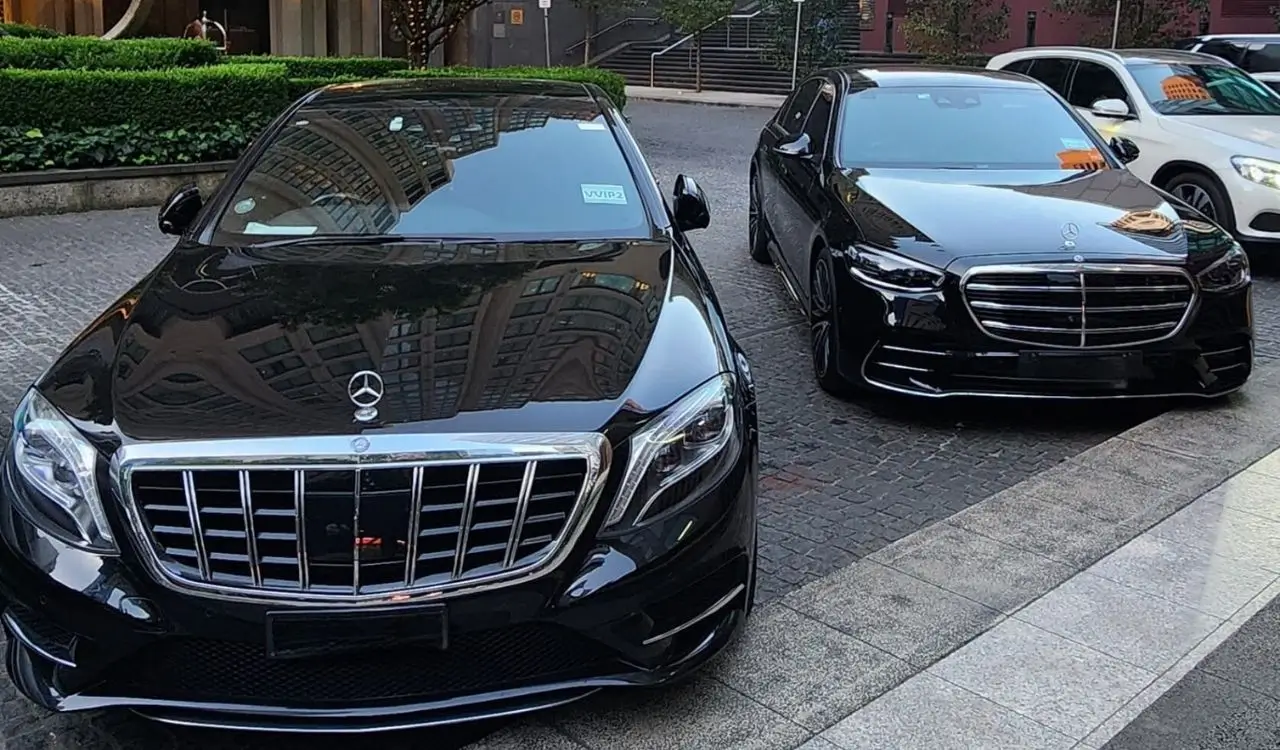 Top Reasons to Hire a Chauffeur-Driven Car for Corporate Events in Melbourne