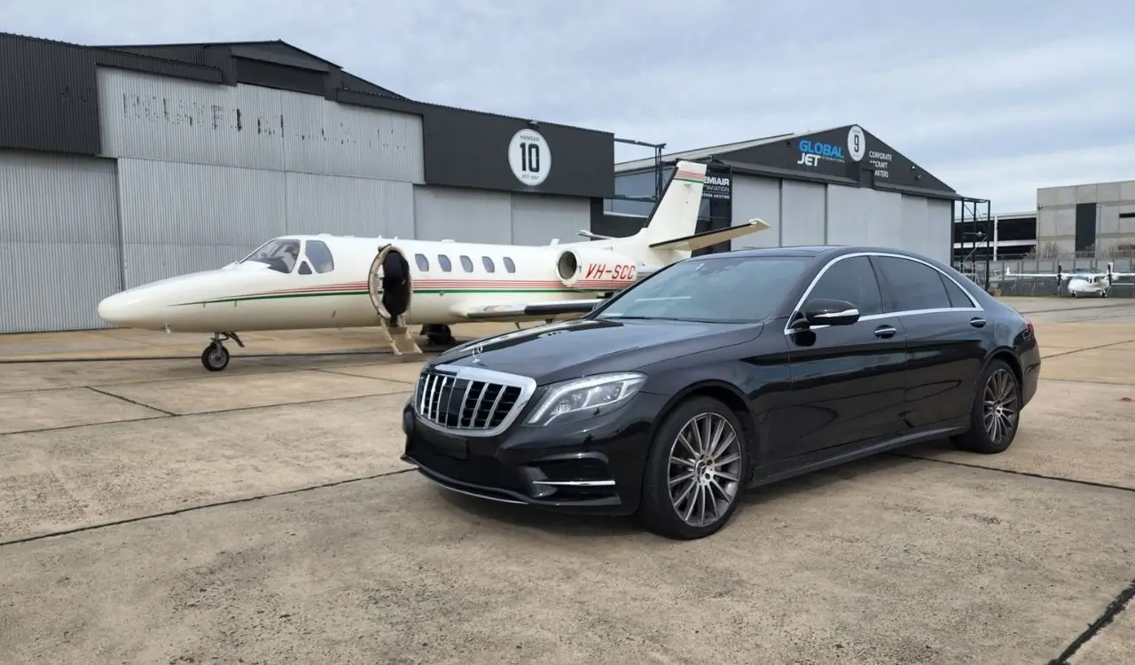 The Ultimate Guide to Luxury Corporate Airport Transfers Mercedes S-Class and More
